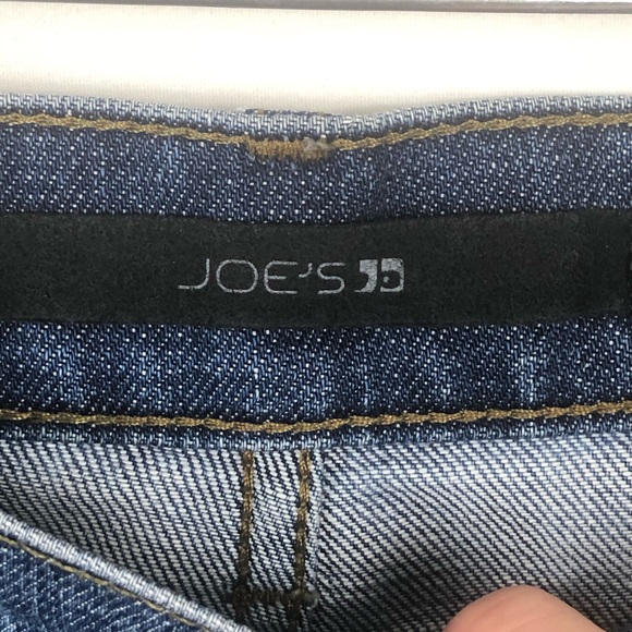 Joe’s Jeans Denim Shorts - Picture 3 of 8